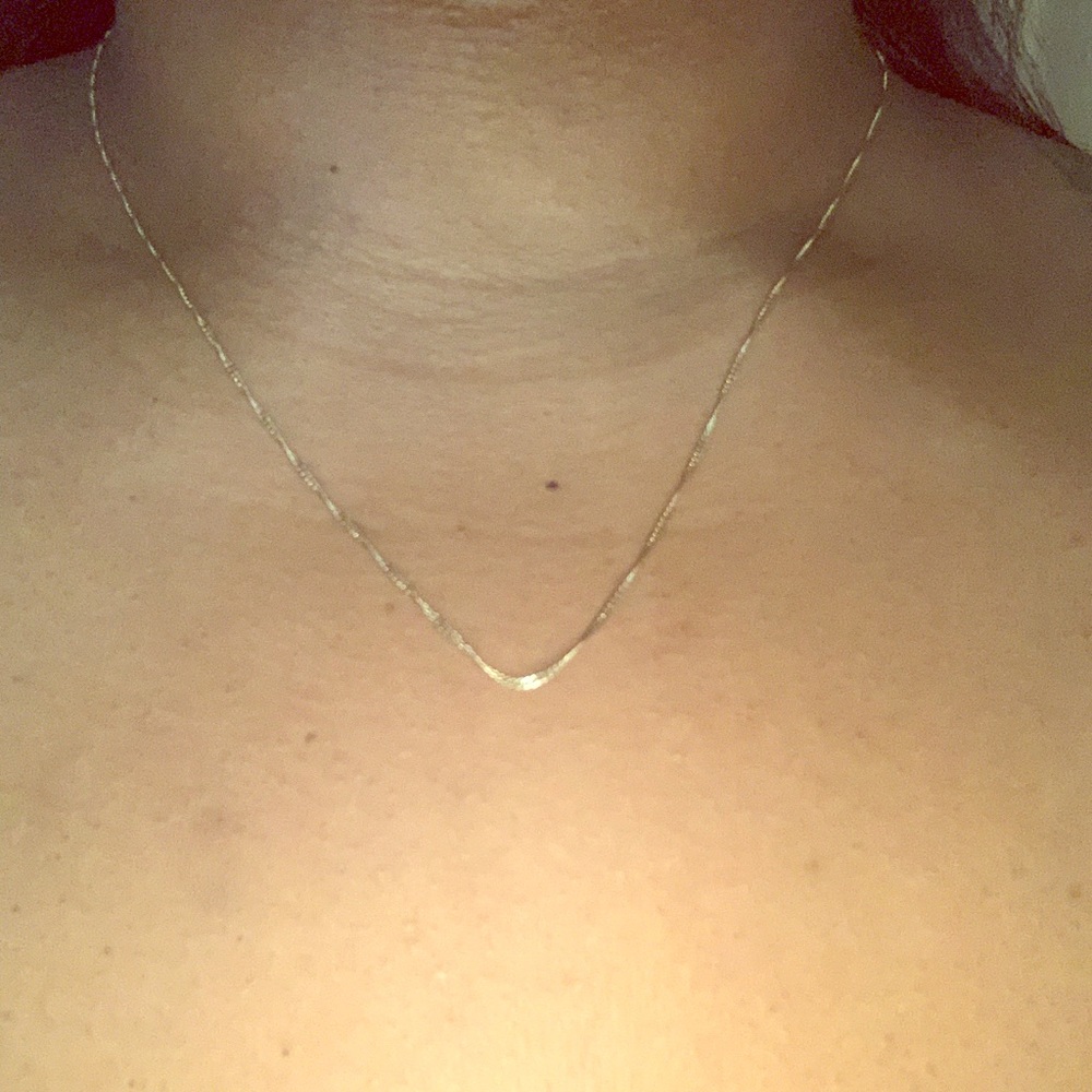 100% Authentic 14k Gold rope chain. Very thin !!